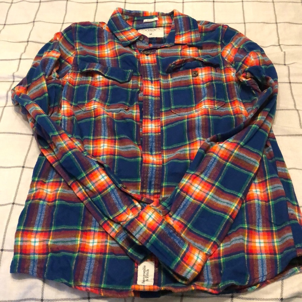 A&F flannel size medium